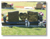 Two Black Wave Headstones, Heart Centrepiece, Sloper Base and 2 Round Vases